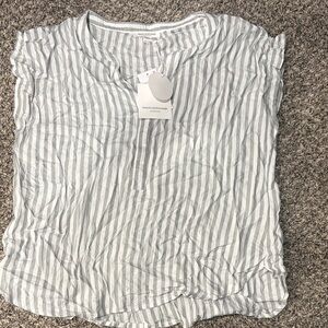 beachlunchlounge Light Gray Striped Blouse